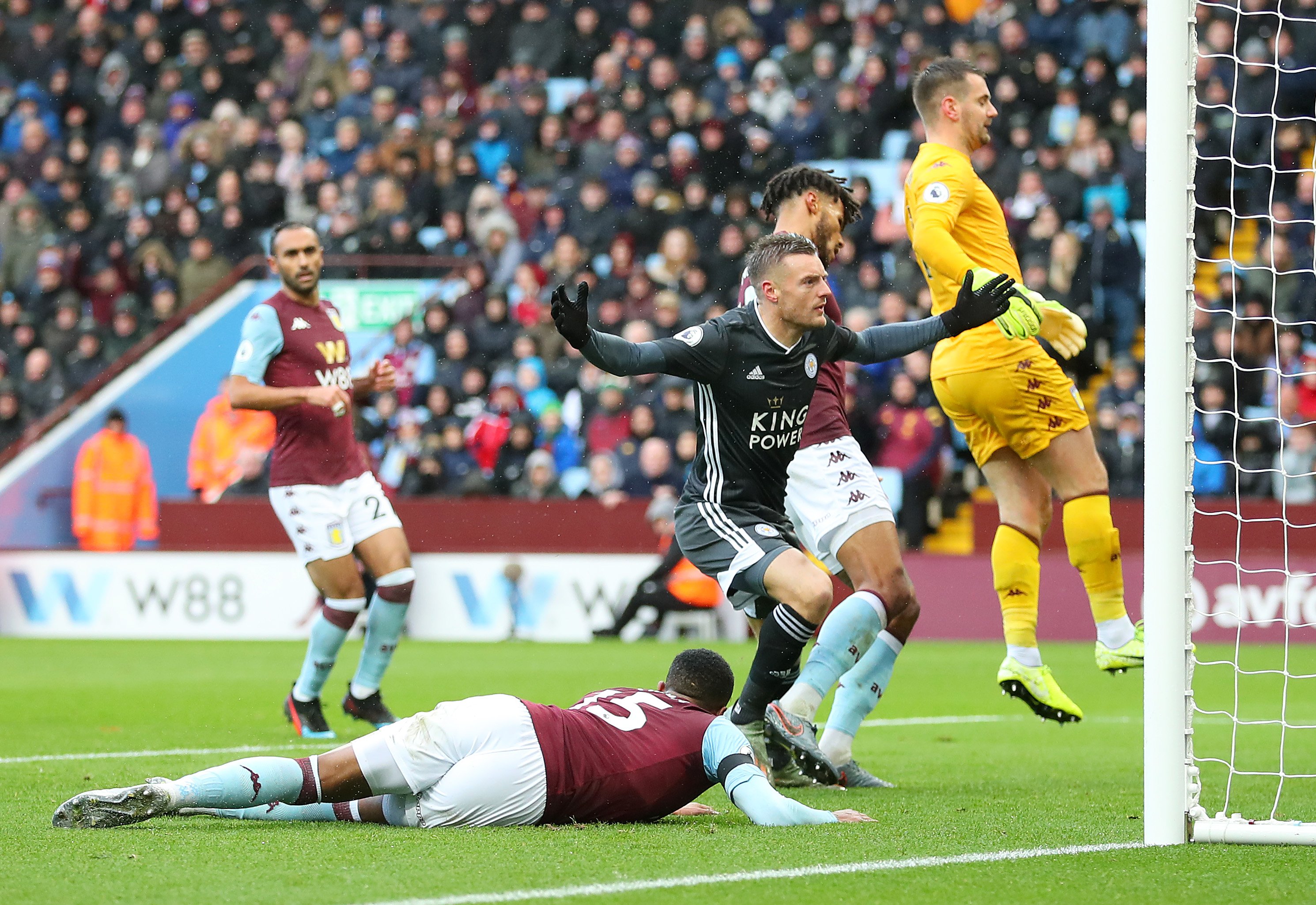 场交锋充满 场交锋充满