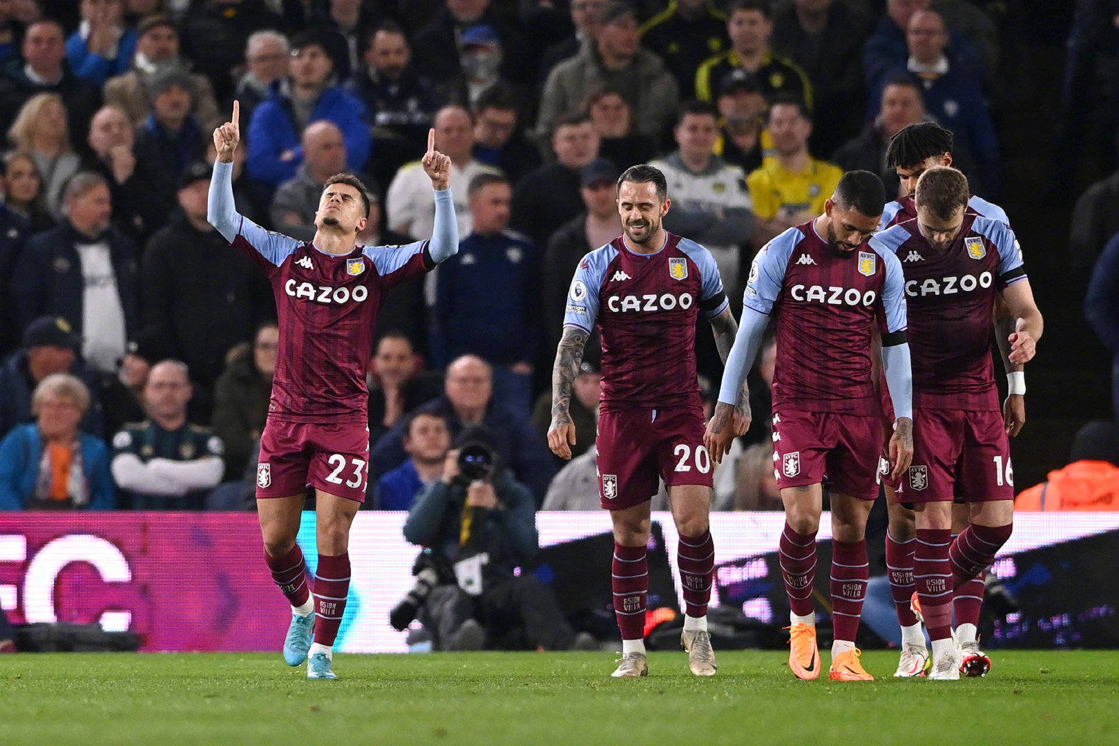 表现及市场 表现及市场