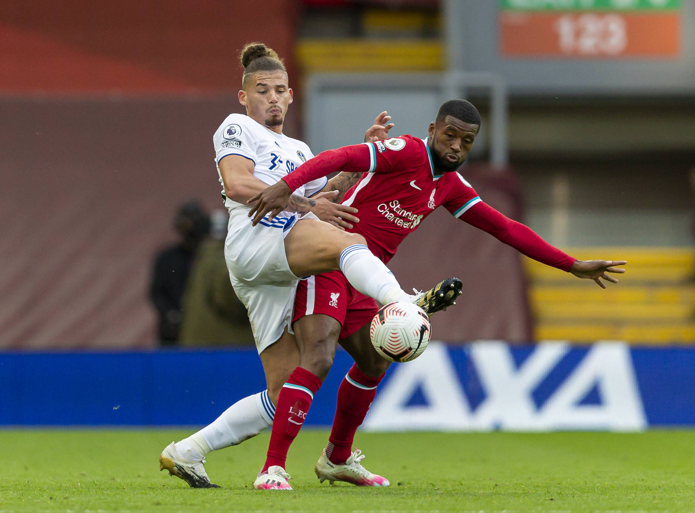 同时保持与 同时保持与